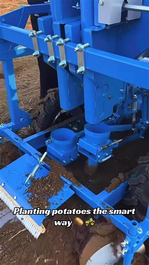 Modern farming in action🚜🥔#agriculture #farming #agro #planting #potatoes