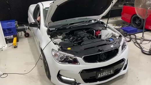 Our popular LS3 TVS2300 Supercharger showing its potential with an impressive @wsmperformance build boosting a customer VF SS to 881HP on their new ProHub 👍 - Stock bottom end - Harrop TVS2300 with LSA Drive - 102 Throttle Body - Ported Heads - WSM Camshaft - FS1000 Fuel System - 3500 Converter - E70 Fuel - 11.7psi #harrop #harropperformance #supercharged #tvs2300 #eaton #holden #ls3 #vf #holdenvf #westernsuburbsmechanical #boost | Harrop Engineering