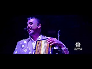 La Maquinaria Norteña - Quiero Decírtelo/No Es De Papel/ Aprenderé A Vivir Sin Ti - Live On Tour