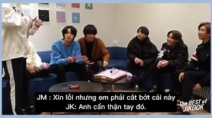 46K views · 9.3K reactions | Cách mà Jungkook và Jimin quan tâm, chăm sóc lẫn nhau. Xem xong vừa hạnh phúc vừa cảm động luôn á huhu. #Bún | Nơi Busan có một Busan | Facebook