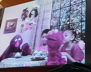 Sesame Street Elmo’s Magic Cookbook 2010