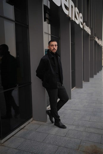 Stylish Men: 3 Poses That Ignite Your Fashion Game