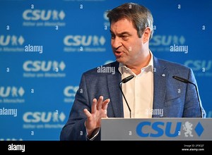 Markus SOEDER (Prime Minister Bavaria and CSU Chairman), gesture, at the lectern, single image, trimmed single motif, portrait, portrait, portrait. Press conference CSU after video conference of the management in the CSU headquarters in Munich on March 26th, 2021. | usage worldwide Stock Photo - Alamy