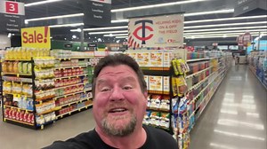 Come and join us at the new Cub Foods store in Rochester MN. GREAT DEALS, lots of local and organic products and tons of giveaways including 3day passes to Countryfest. | 102.5 The Fox