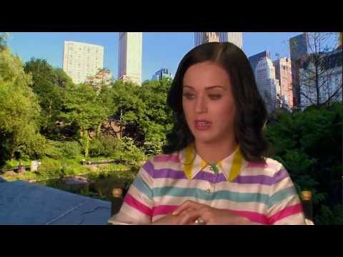 Katy Perry - Recording the Voice of Smurfette