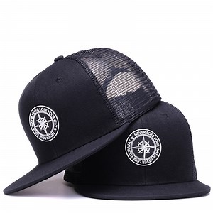 [Hot Item] PVC Patch Black Snapback Cap High Quality Cool Hip Hop Cap 6 Panels Mesh Truck Cap Hat