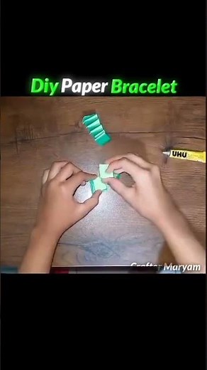DIY bracelet from paper 💚🌟#bracelet #Diy #craftideas .