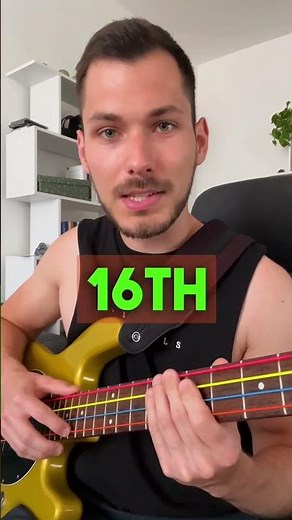 Two-Handed Bass Tapping | Quick Tutorial for Beginner Bass Players