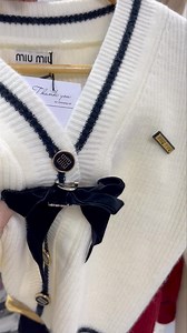 Cardigan kèm cài áo nơ 🩶 | Huyền Hyn VNXK