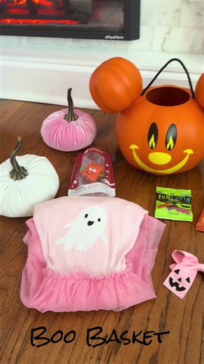 Who else is making boo baskets for their little boos this year ? 🎃 #boobasket #boobasketideas #halloweenforkids #halloween #everydayfuncreator