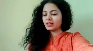 The 2nd video of my Home series (Season 2) #daretobare is out on my #youtube channel now. It is dedicated to those listeners who'll never get enough of the iconic "Lata Rafi" duo. #raw #vocals #singing #latamangeshkar #class #musicianlife #mohammadrafi #legend #oldsongs #bollywoodsongsdailly | Anwesshaa