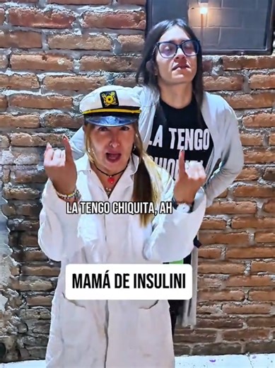 ¿Cuál mamá imita mejor a su hijo? #insulini #losespantasuegras #10demayo