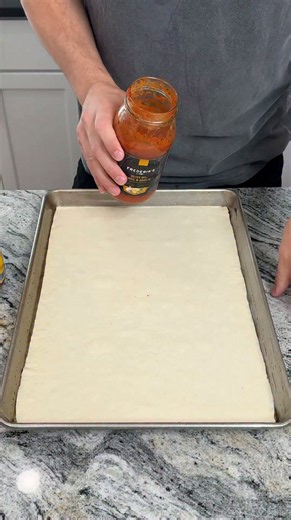 Sheet Pan Breakfast Pizza