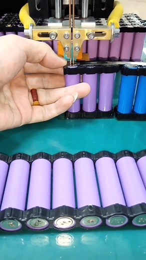 1.8K views | Assembly Instructions lithium batteries pack | Laptop Repair Secrets | Facebook