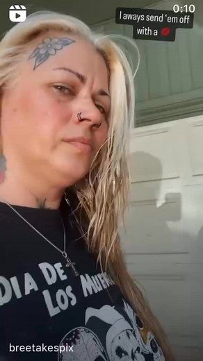 Always kiss ‘em goodbye 💋 #biker #husband #couples #kisses #seeyalaterbye #breetakespix | Bree Takes Pix