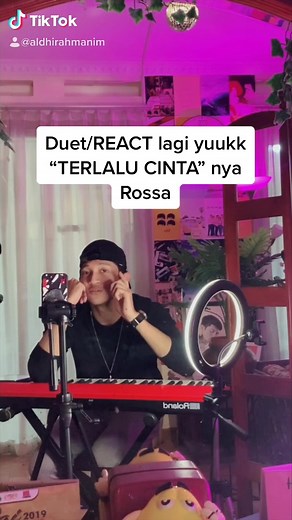 Lagu kaum Sadboi Sadgirl nih .. yok React Duet in .. skrg yg mic nya nyala di React bukan duet btw ...😉 #fyp #foryoupage #foryou #samasamadirumah
