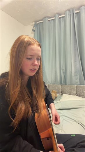Afire love ❤️ @Ed Sheeran #fypシ゚ #foryoupagе #guitarcover #singer #edsheeran