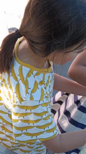 🎉😆 Party mode: ON! Missy having a blast at her friend’s birthday in the park. 💕 โหมดปาร์ตี้: เปิดแล้ว! 🌳🎂 Missy สนุกสุดเหวี่ยงในงานวันเกิดเพื่อน 💖 #MissBossy #Missy #BirthdayFun #PartyMode #HappyVibes #งานวันเกิดสนุก | Miss Bossy