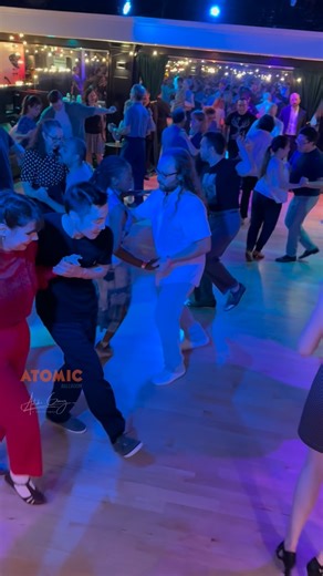 Dancing to live music with Jonathan Stout and his Campus Five feat Hilary Alexander. 10/7/25 @campusfive 🎥 @dance.frames #livemusic #dance #lindyhop #swingdance #atomicballroom | Atomic Ballroom