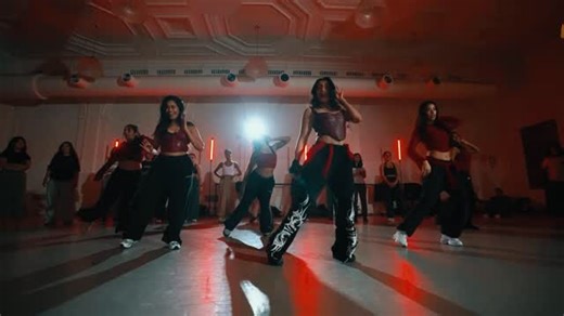 Tushita (#dancewithtushita) | dancing with the girlies >> best way to celebrate galentine’s day ❤️🖤 choreo: @tushita.shrivastav dancers: @kpilldance @pramoda_b... | Instagram