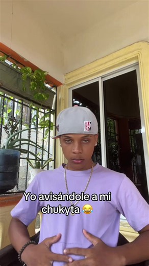 Yo avisándole a mi chukyta: reacción divertida en video