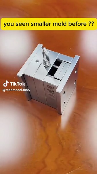 Testing mold with mini injection molding machine #fyp#fypviral #mold#test#plastic