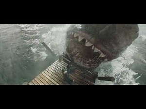 そんなのアリかよ！巨大ザメを足一本で止めようとするステイサム！映画『MEG ザ・モンスターズ2』本編映像