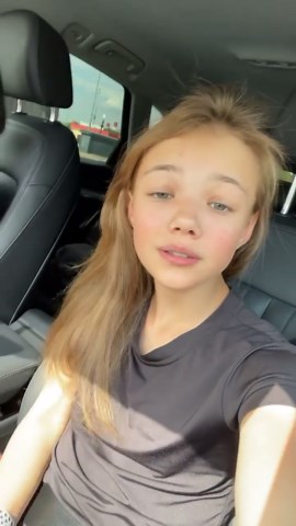 Maria Abramova on Instagram: "😁 #manyabramova"