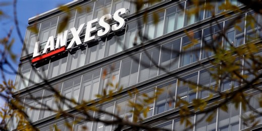 Germany’s Lanxess Shares Slip as Hopes for Chemicals Revival Prove Muted