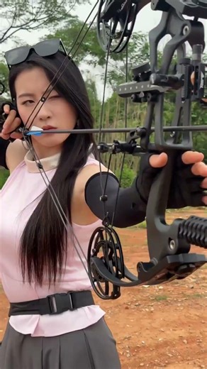 Could this be your next dual-purpose hunting compound bow? #archery #outdoors #hunting #bowhunting