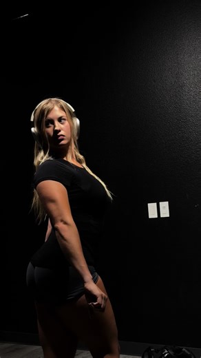 Collette Barry (@gymwcollette)’s videos with GYM (Ultra Slowed) - Codet