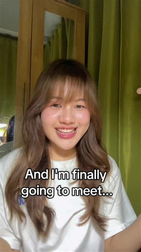 Exciting Hearts2Hearts Fan Sign Event