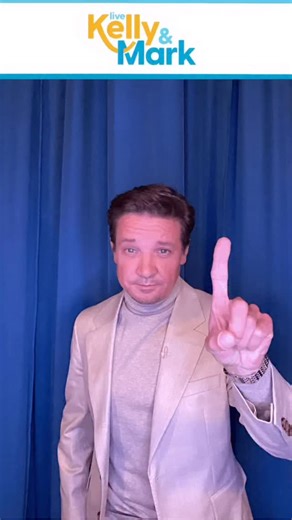 #JeremyRenner #MayorOfKingstown | Live with Kelly and Mark