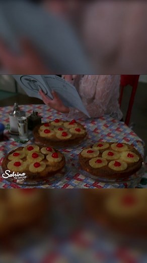 Fixing Libby's Pineapple mishap | Sabrina the Teenage Witch