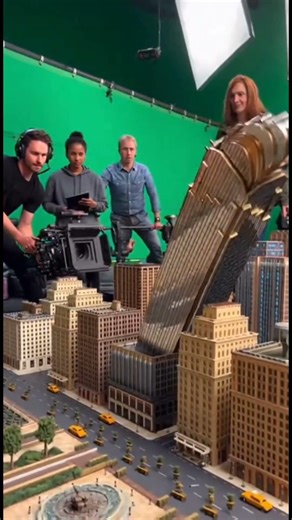 How These Impossible City Scenes Were Created