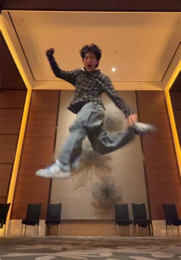 Jungkook's Taekwondo Skills & Dance Moves