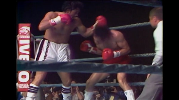 Content in partnership with WSC Sports - https://tinyurl.com/tvifl 📅 ON THIS DAY! Roberto DURAN Knocked Out Pipino CUEVAS In The Battle Of Legends (Highlights) 🥊 | IFL TV