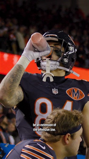 Colston Loveland really can do it all 😏 | Chicago Bears