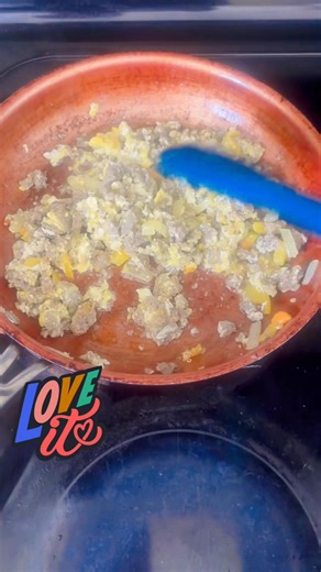 How I cook my turkey Sausage for breakfast from Jennie-O #BreakfastIdeas #TurkeySausage #Recipe | Valleck Nicole Simmons