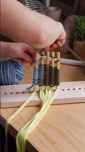 Peg loom weaving with 2 colors! I’ve had requests for more peg loom projects… and I’m happy to