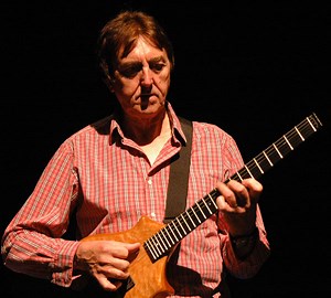 Allan Holdsworth | Jazz Guitar, electric – Biography, Albums & More | All About Jazz