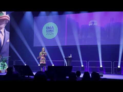 7 Second Summer Camp — Designing for Attention Spans | Keynote Speaker Eve Weston (Clip)