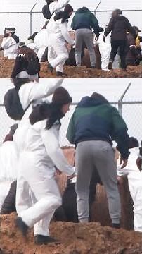 Hundreds try to force entry into Wisconsin beagle facility