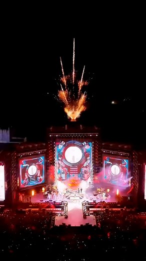 21K views · 304 reactions | set up stage led screen display #stage #bar #leddisplay #billboard #party #resolution #design #panel #electronic #light #ledbillboard #stage #screen #ledtv #ledwall #ledsign #display #wall #ledscreen #sign #technology #led #electronic | Apollomi LED Screen Display Factory | Facebook