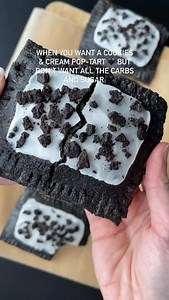 KETO COOKIES & CREAM POP TARTS 🖤 Oreo crust with sweet cream filling, icing, cookie crumbles — low carb, only 2.5g net carbs, and gluten free!! Comment POP TARTS and I’ll send the full recipe straight to your inbox! 🎉 Or find the full recipe on my blog at baketobefit.com | Sarah's Fit Food
