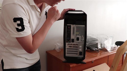 【开箱】一口气省了700美刀 的外星人 R6