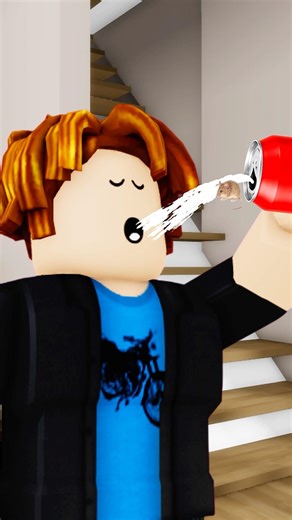 Bacon and Mouse in Roblox Brookhaven! 😨