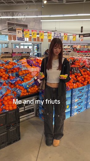 Me and My Friuts: a Fun and Tasty Snack Adventure!