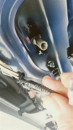 2015 RAV4 License Plate Bulb Replacement