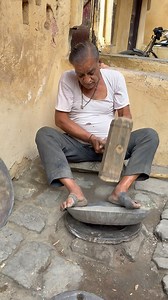 The amazing technique of hand-making brass utensils that dates back thousands of years. 😳 #artwork #handmade #hardwork #Amazing | Monu Marwadi